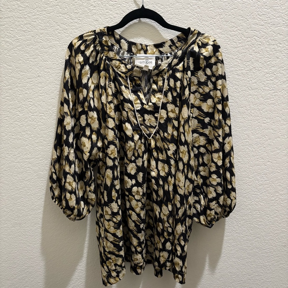 Umgee Black and Gold Patterned Women Blouse 2XL